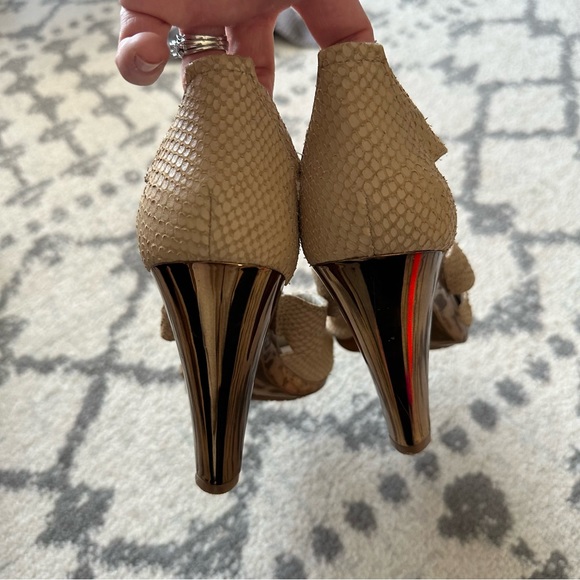 Michael Kors Zipper Top 4” Heels Textured Faux Snakeskin Stilettos Size 9 - Picture 5 of 13